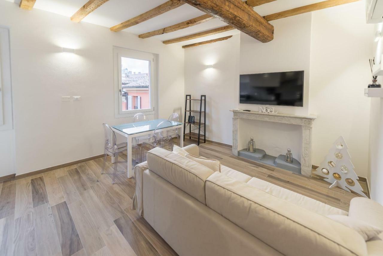 בולוניה Realkasa Canonica Apartment מראה חיצוני תמונה